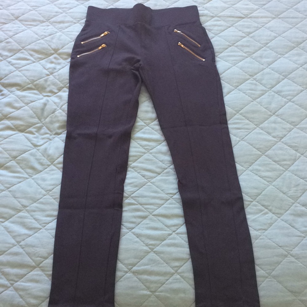 Ci Sono Black leggings with gold zippers